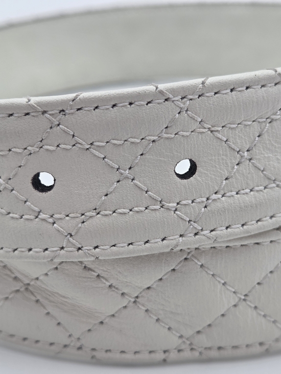 Gucci White Leather Belt with Gold Interlocking Buckle main image 6